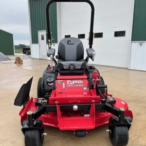 Country Clipper Challenger 23.5hp 60"